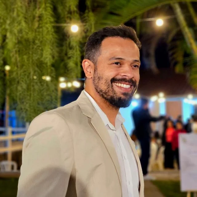 Retrato de Tiago Peçanha, psicólogo clínico